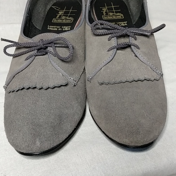 Tictactoes leather gray heels size 10W - Picture 8 of 8